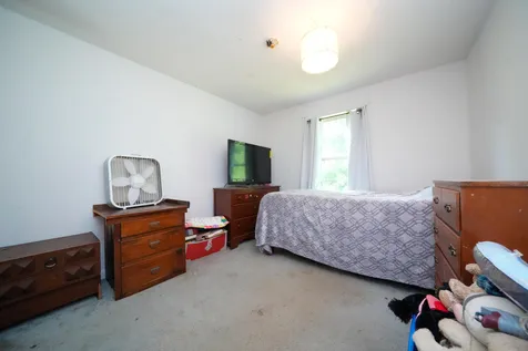 642 Stream Road Winterport ME 04496