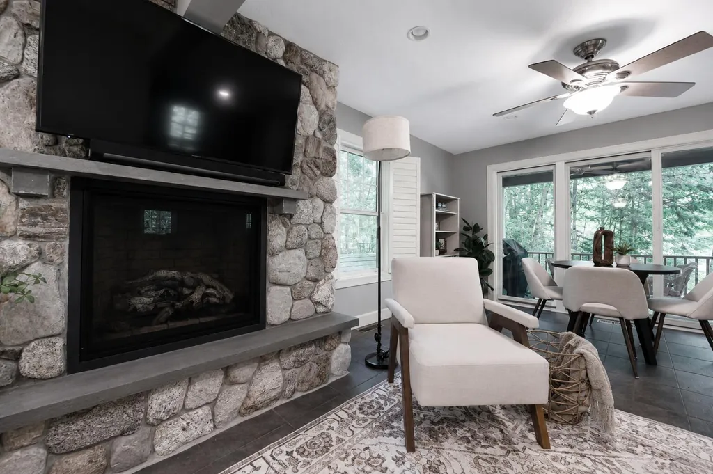 36 Whittemore Cove Road Raymond ME 04071