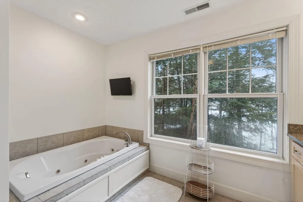 36 Whittemore Cove Road Raymond ME 04071