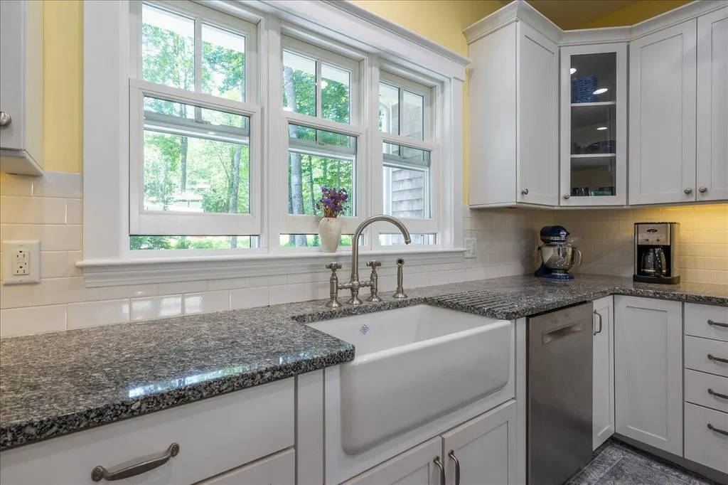 33 Shibles Lane Rockport ME 04856