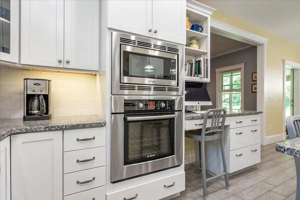 33 Shibles Lane Rockport ME 04856