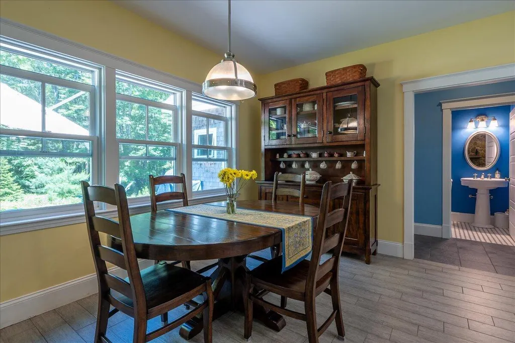 33 Shibles Lane Rockport ME 04856