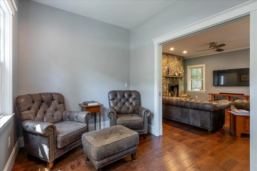 33 Shibles Lane Rockport ME 04856