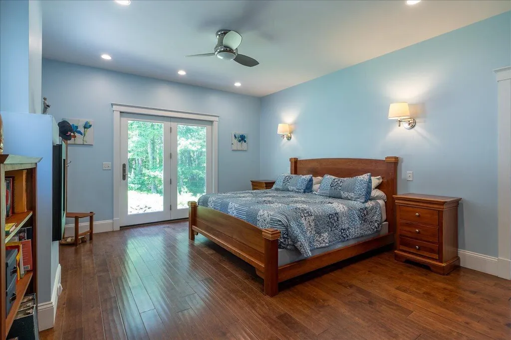 33 Shibles Lane Rockport ME 04856