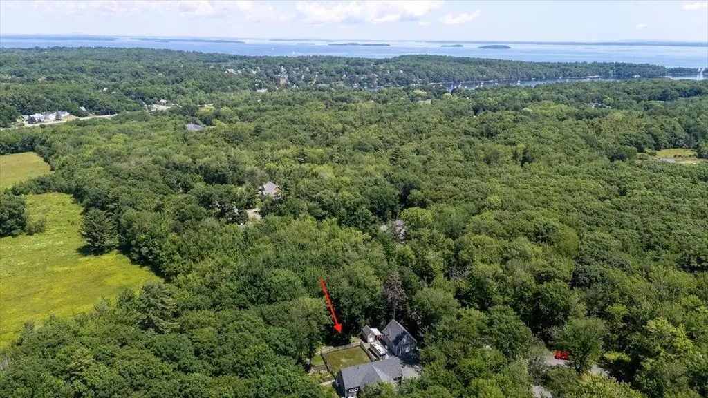33 Shibles Lane Rockport ME 04856