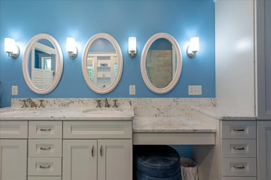 33 Shibles Lane Rockport ME 04856