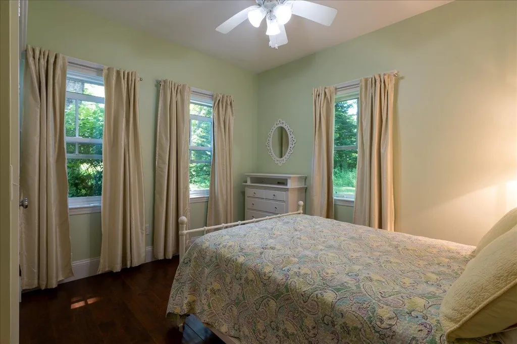 33 Shibles Lane Rockport ME 04856