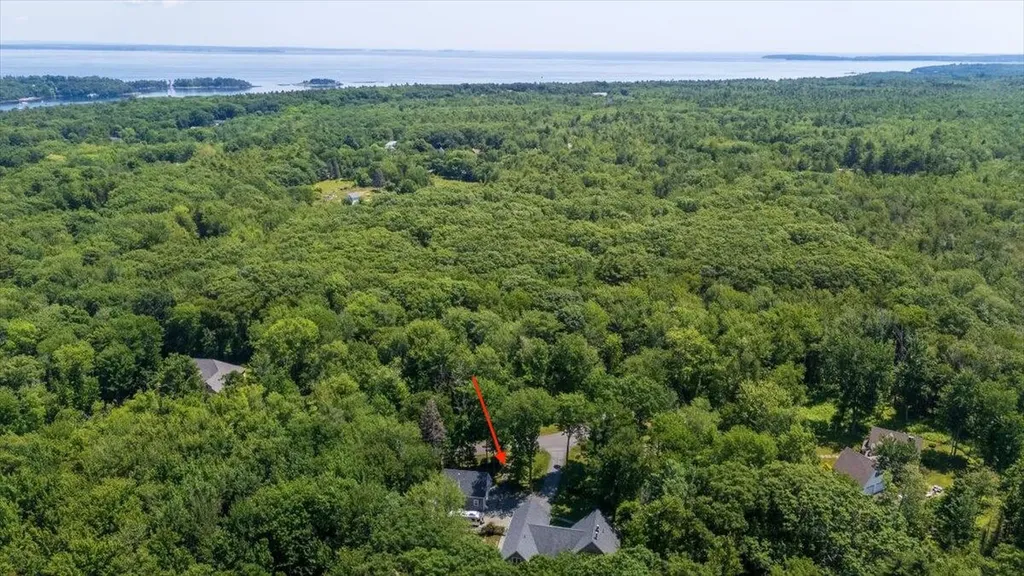 33 Shibles Lane Rockport ME 04856