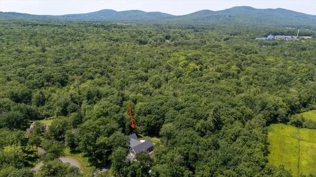 33 Shibles Lane Rockport ME 04856