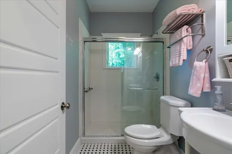 33 Shibles Lane Rockport ME 04856