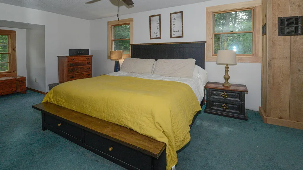 25 Chapman Road Harrison ME 04040