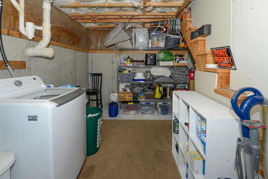 16 Mill Lane Naples ME 04055