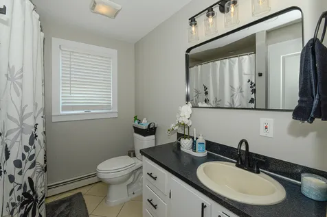 16 Mill Lane Naples ME 04055