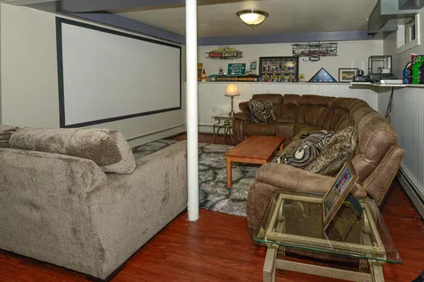 16 Mill Lane Naples ME 04055