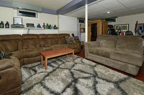 16 Mill Lane Naples ME 04055