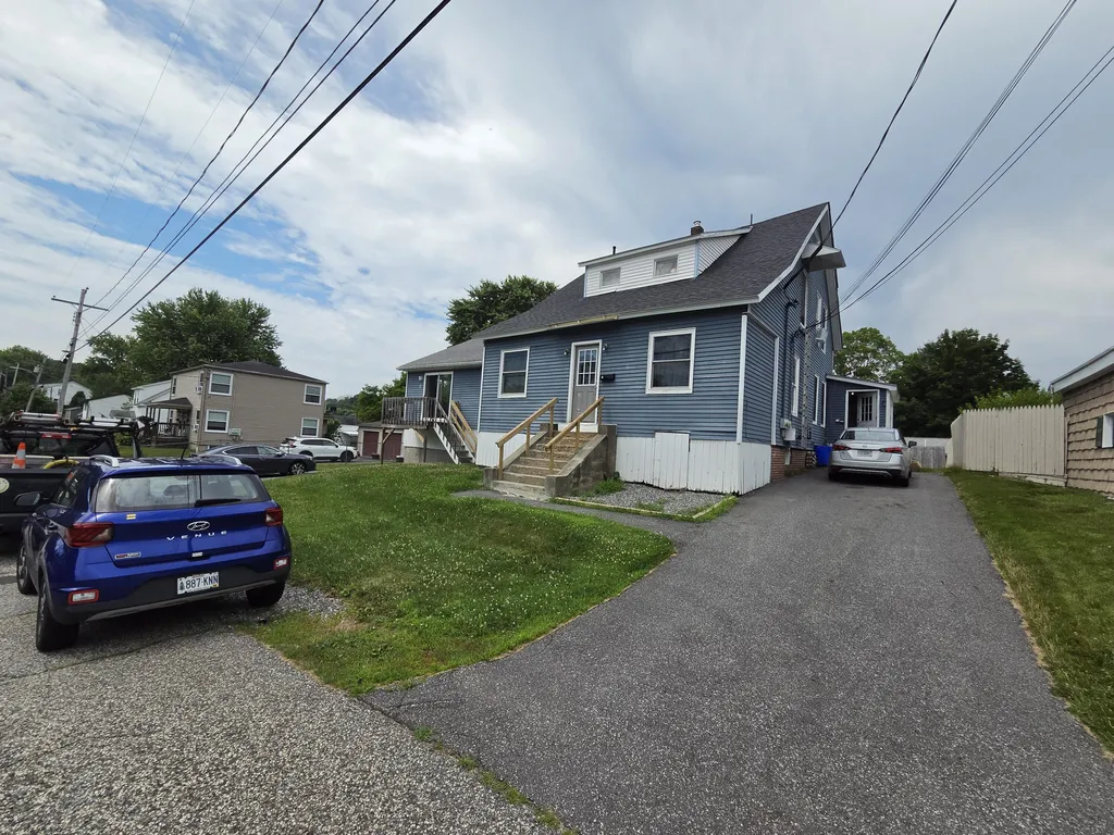 79 Dow Avenue Lewiston ME 04240