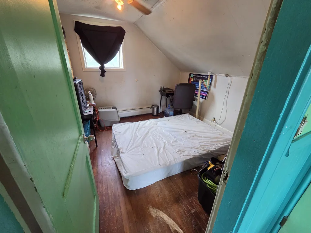 79 Dow Avenue Lewiston ME 04240