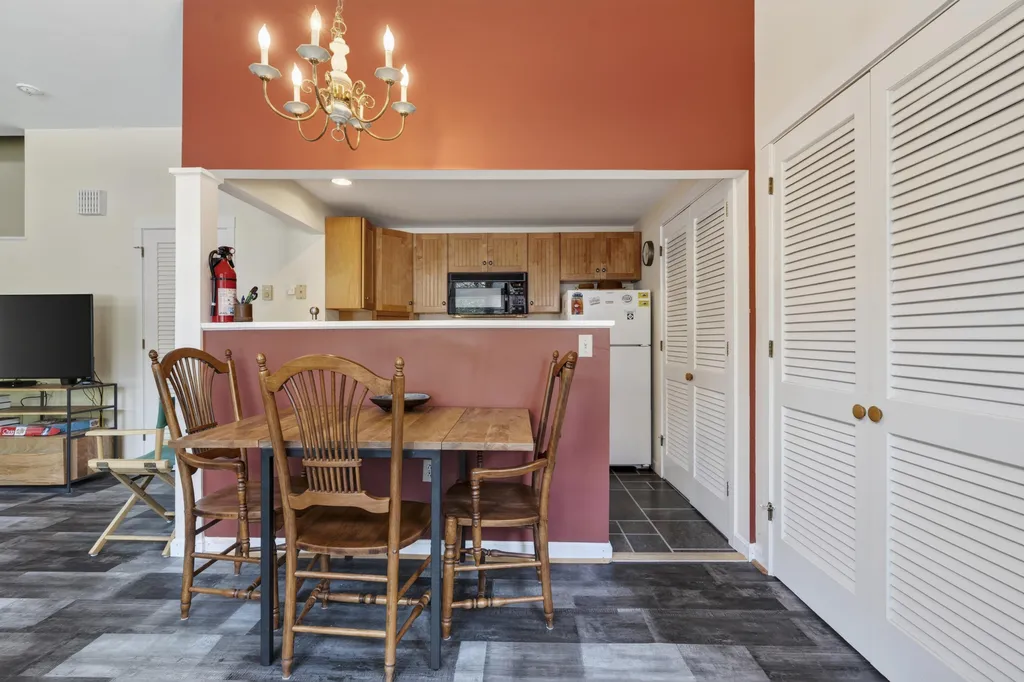 23 Spring Street Bethel ME 04217