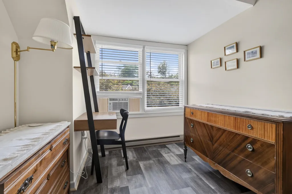 23 Spring Street Bethel ME 04217
