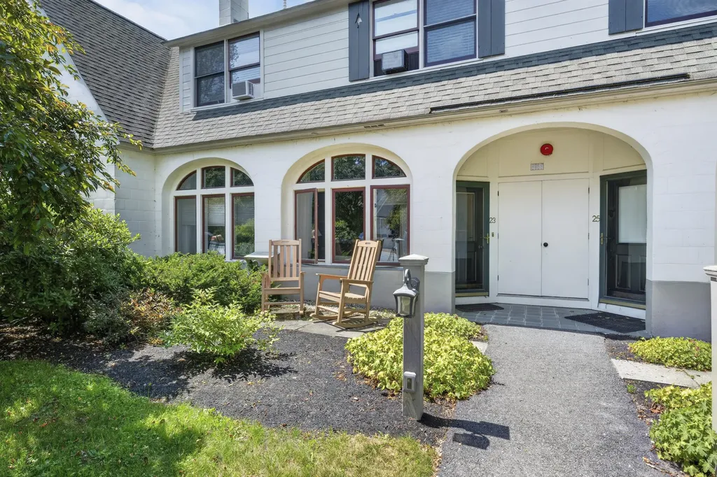 23 Spring Street Bethel ME 04217