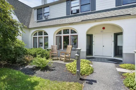 23 Spring Street Bethel ME 04217