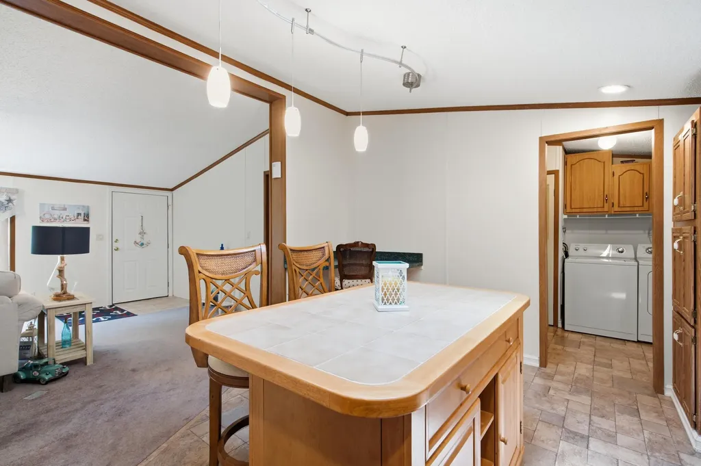 2196 Sanford Road Wells ME 04090
