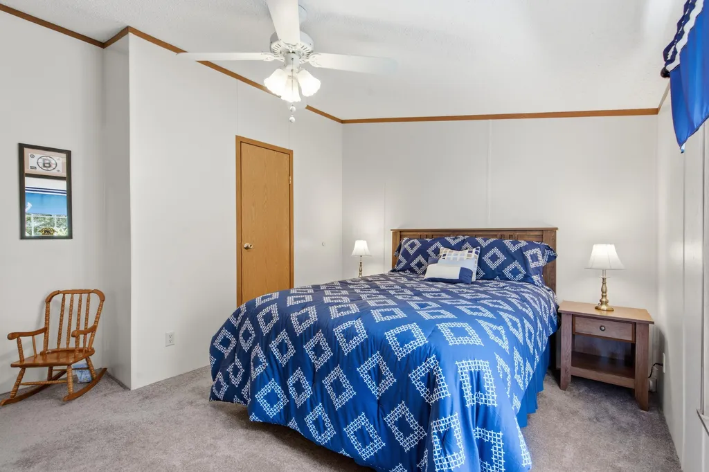 2196 Sanford Road Wells ME 04090