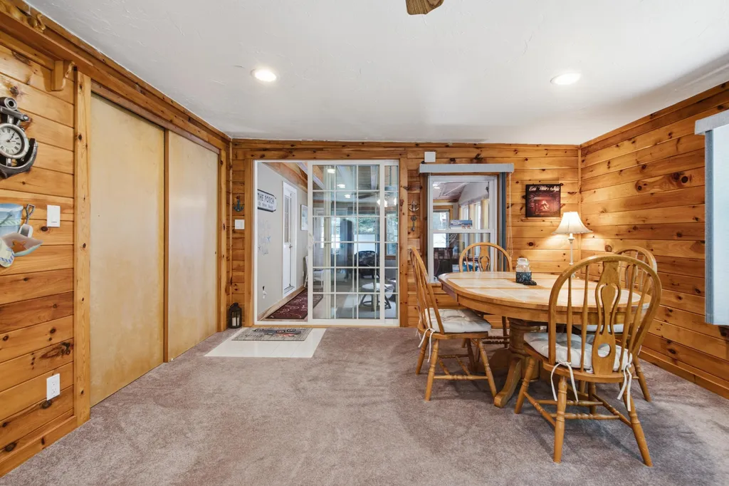 2196 Sanford Road Wells ME 04090