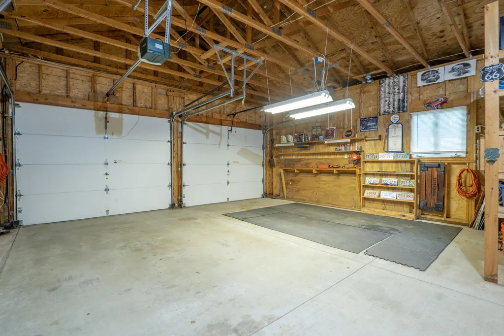 2196 Sanford Road Wells ME 04090