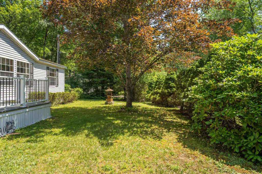 2196 Sanford Road Wells ME 04090