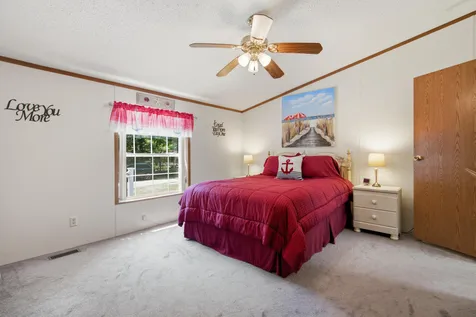2196 Sanford Road Wells ME 04090