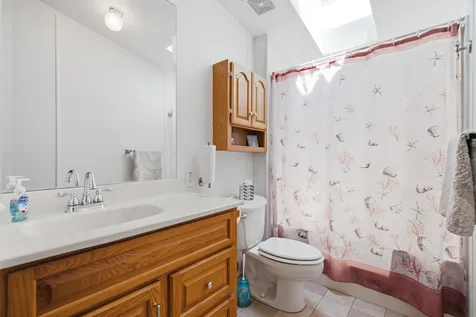 2196 Sanford Road Wells ME 04090