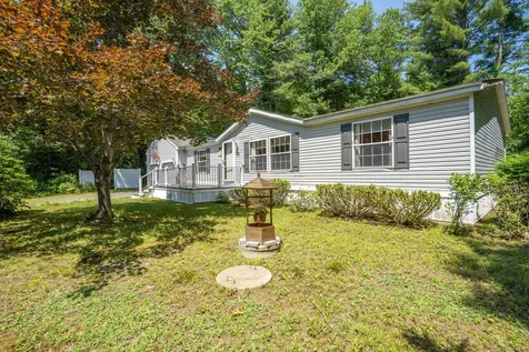 2196 Sanford Road Wells ME 04090