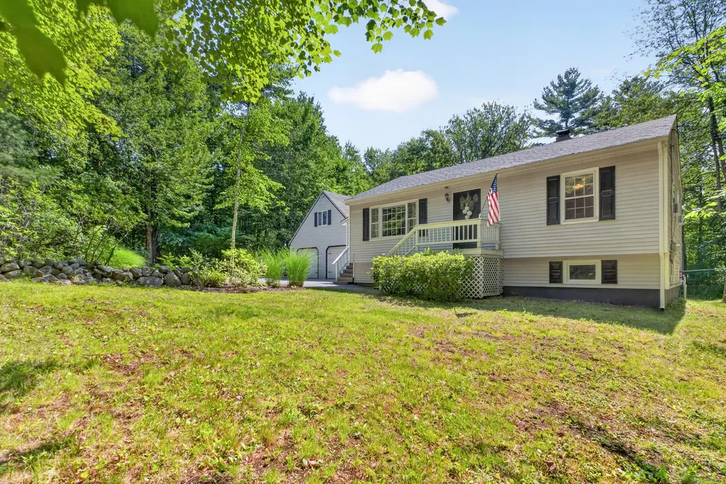 102 Bonny Eagle Road Standish ME 04084