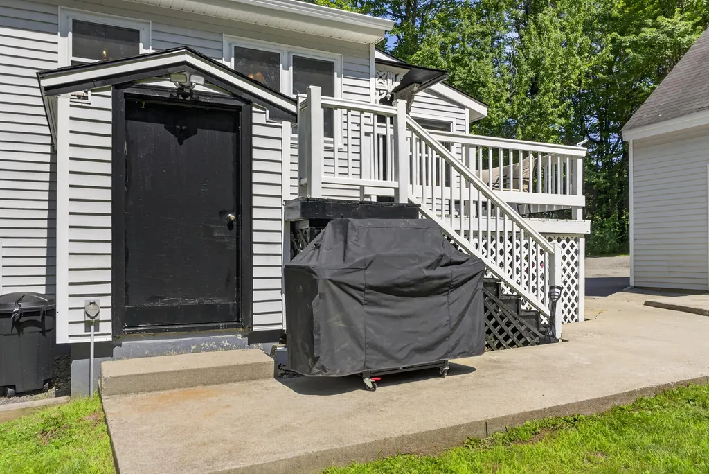 102 Bonny Eagle Road Standish ME 04084