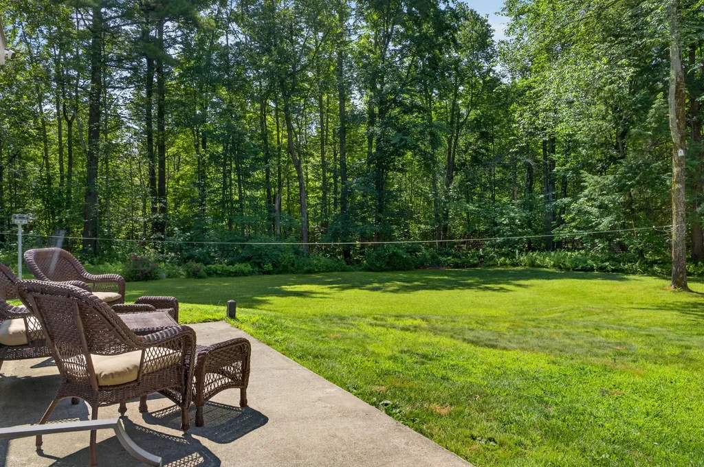 102 Bonny Eagle Road Standish ME 04084