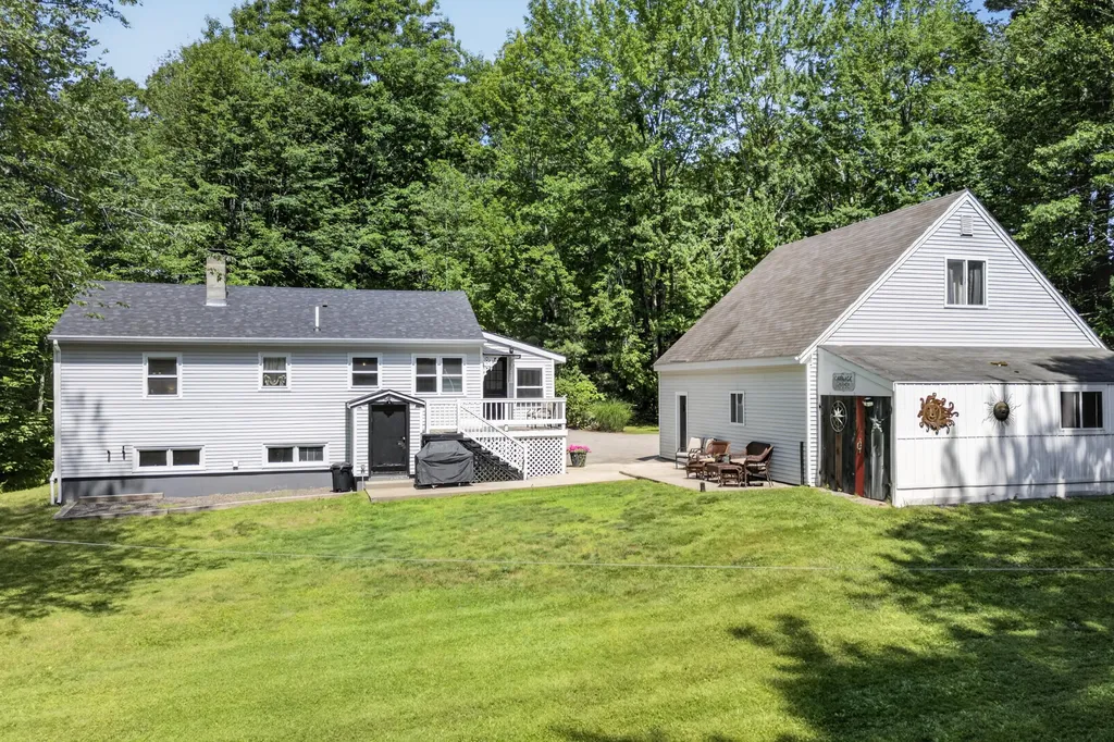 102 Bonny Eagle Road Standish ME 04084