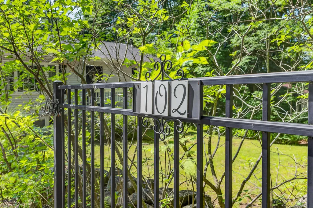 102 Bonny Eagle Road Standish ME 04084