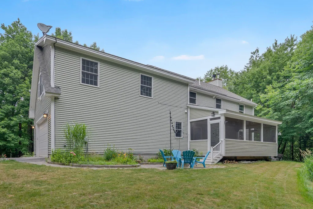 14 Rosewood Lane New Gloucester ME 04260