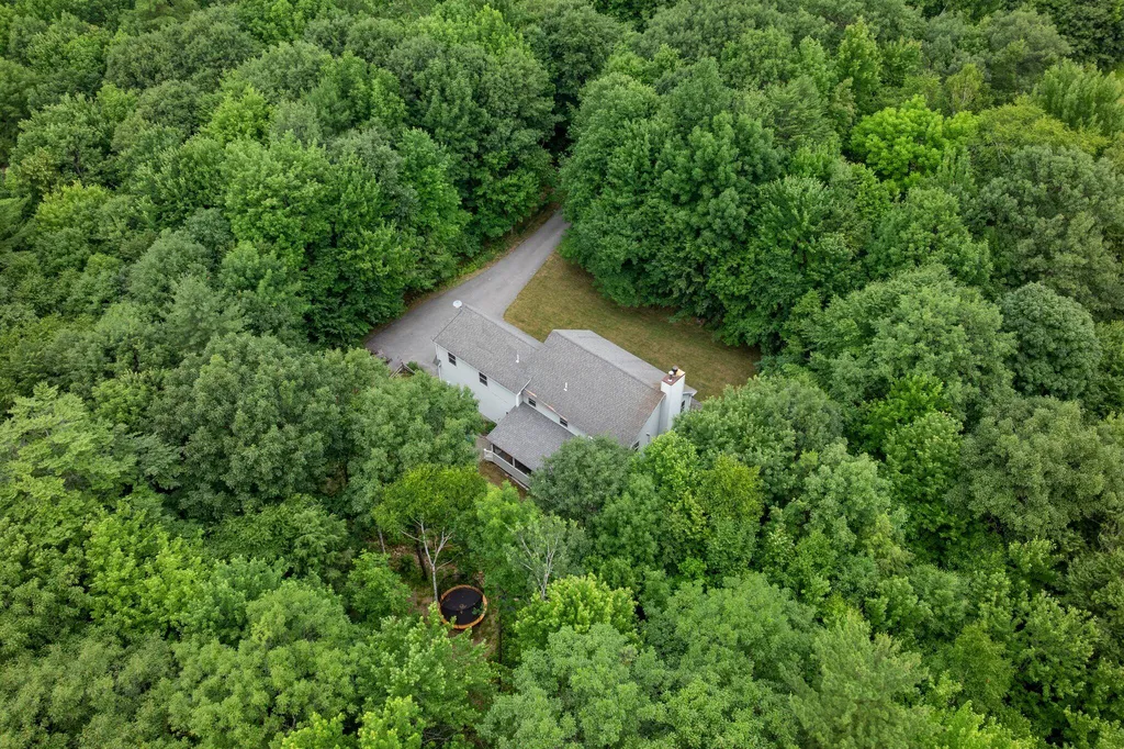 14 Rosewood Lane New Gloucester ME 04260