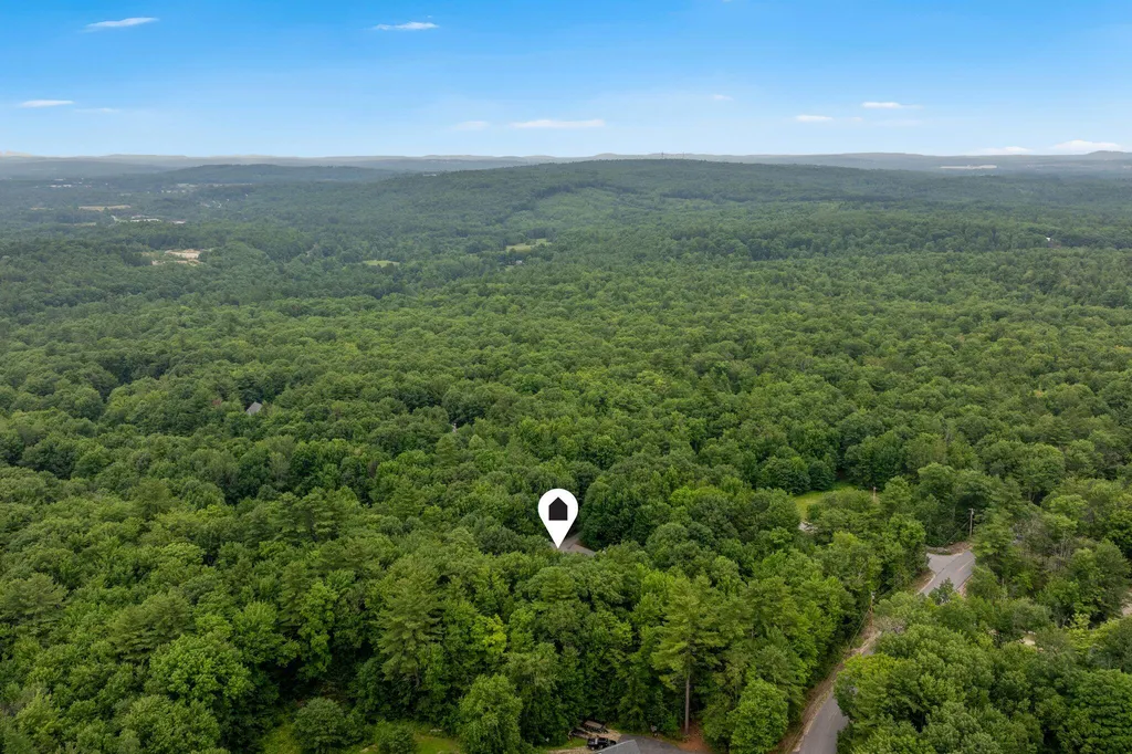 14 Rosewood Lane New Gloucester ME 04260