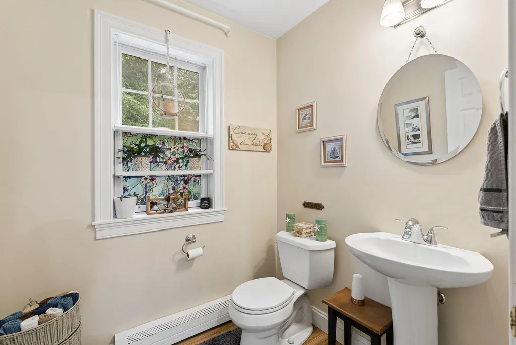 14 Rosewood Lane New Gloucester ME 04260
