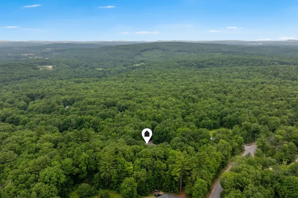 14 Rosewood Lane New Gloucester ME 04260