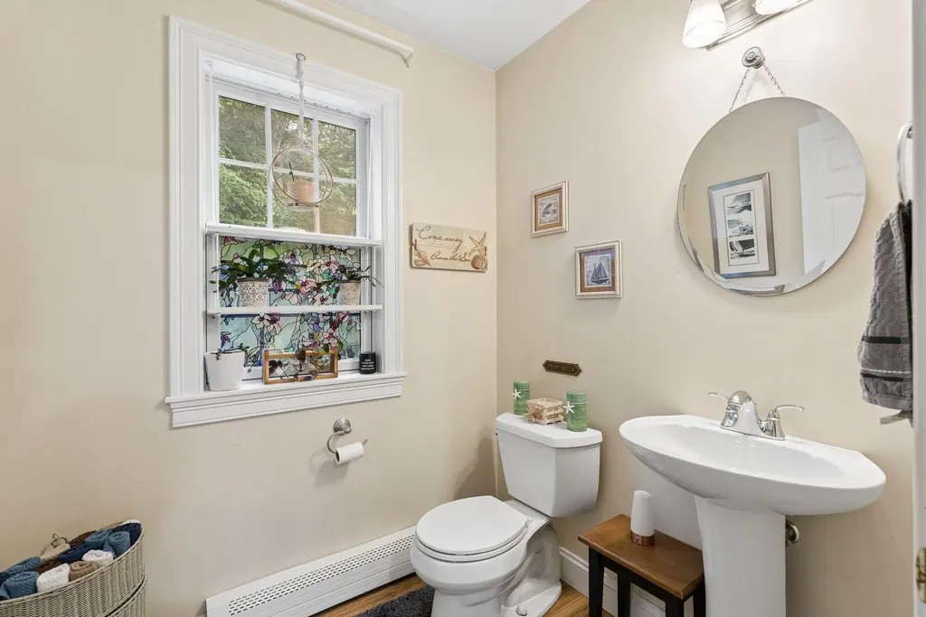 14 Rosewood Lane New Gloucester ME 04260