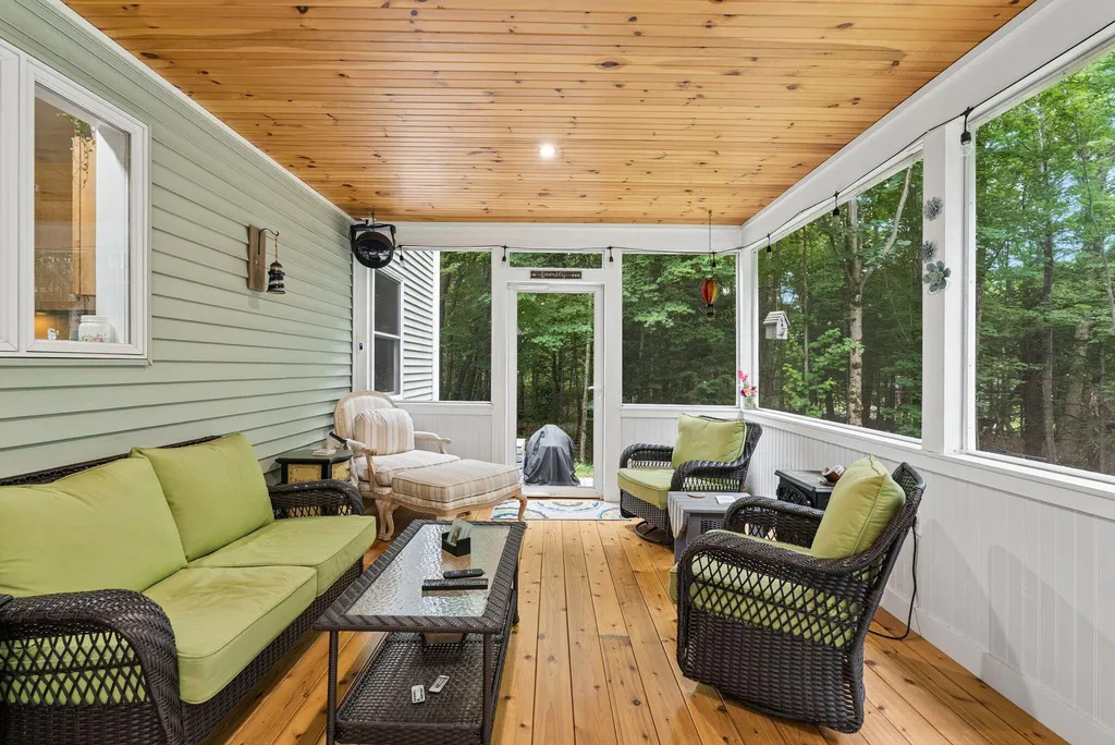 14 Rosewood Lane New Gloucester ME 04260