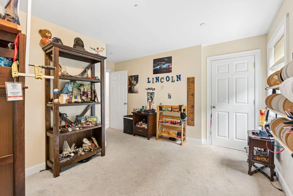 14 Rosewood Lane New Gloucester ME 04260