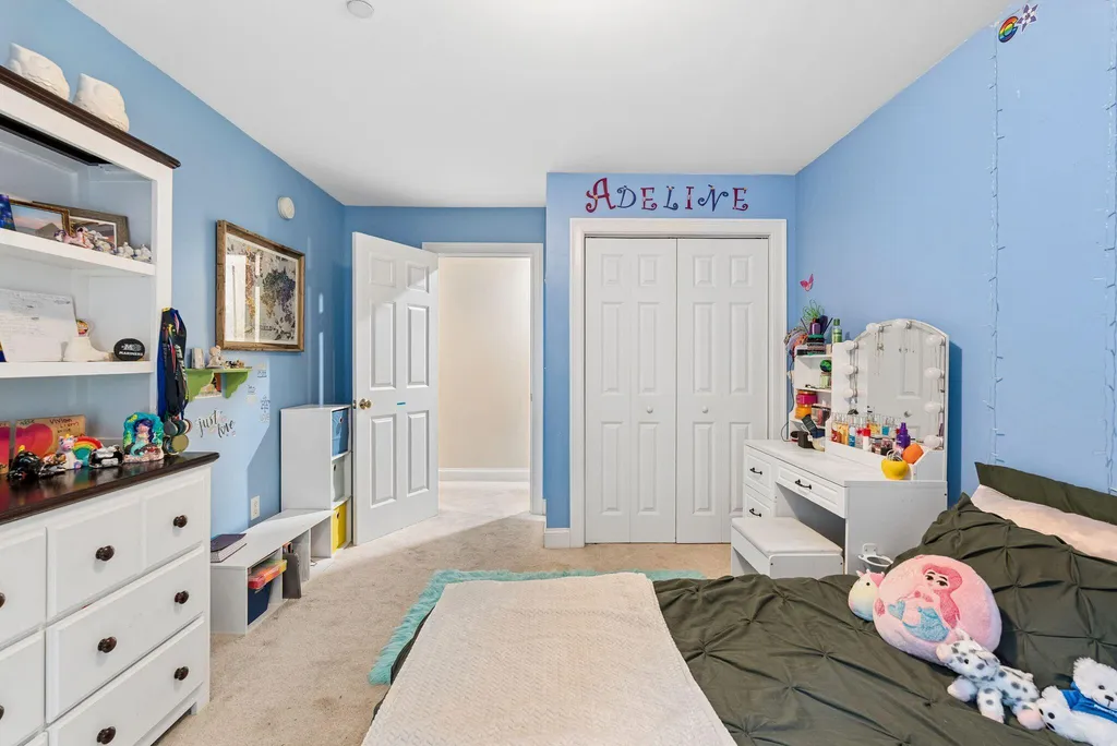 14 Rosewood Lane New Gloucester ME 04260