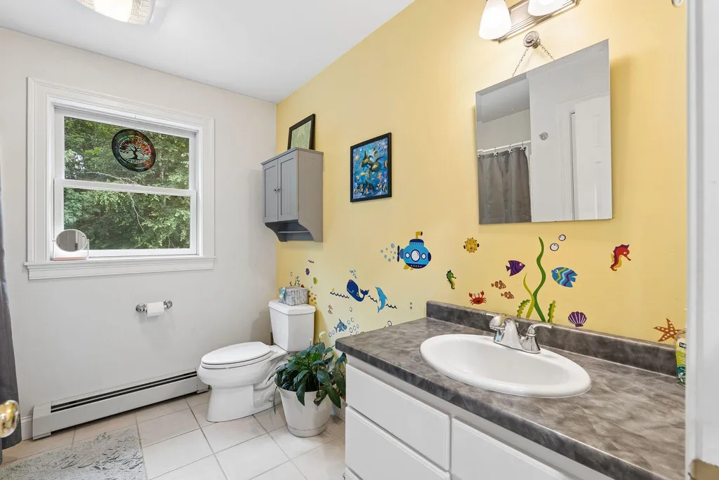 14 Rosewood Lane New Gloucester ME 04260