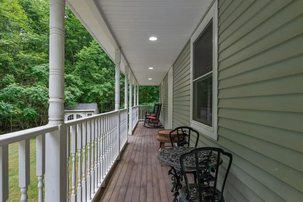14 Rosewood Lane New Gloucester ME 04260