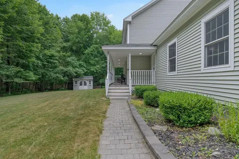 14 Rosewood Lane New Gloucester ME 04260